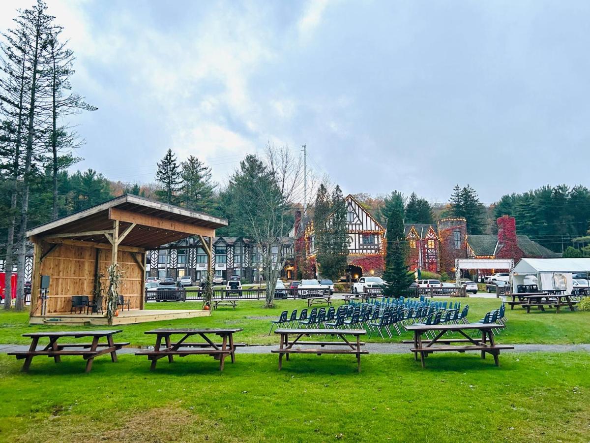 Sun & Snow Escape: Ski/golf At Peek & Peak Holiday home